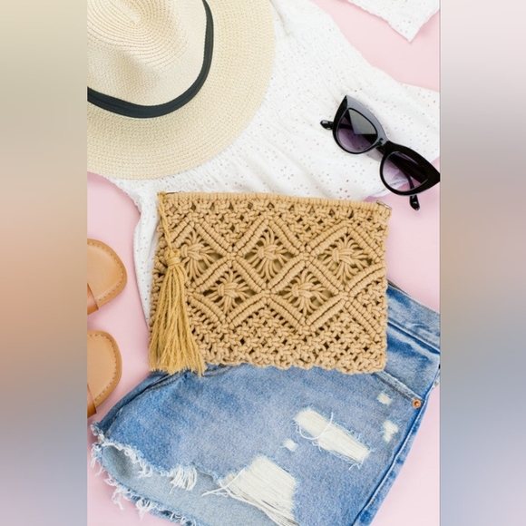 Macrame Tassel Clutch - Khaki - Picture 4 of 6